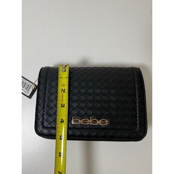 Bebe Taffy Small Crossbody Purse black Gold Chain Strap New - Picture 2 of 6